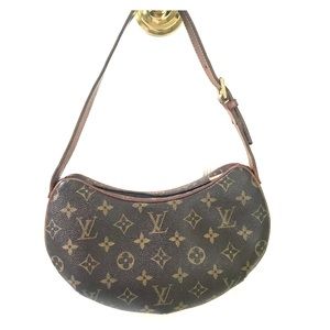 Louis Vuitton Pouchette Croissant